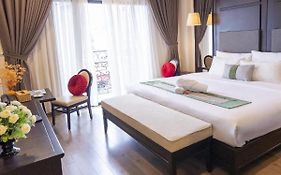 Hanoi Center Silk Charming Hotel & Travel